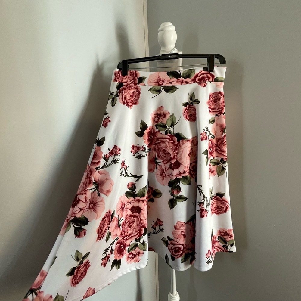 Floral midi skirt sz Medium